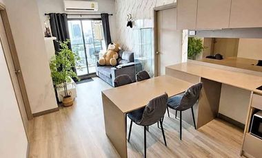 Wohnung zur Miete mit 2 Zimmer in Phra Khanong, Bangkok