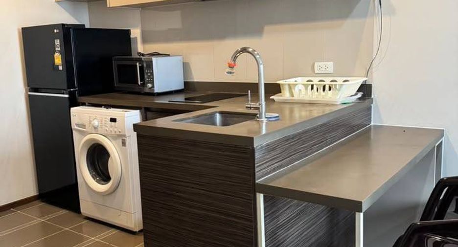 For rent 1 bed condo in Phaya Thai, Bangkok