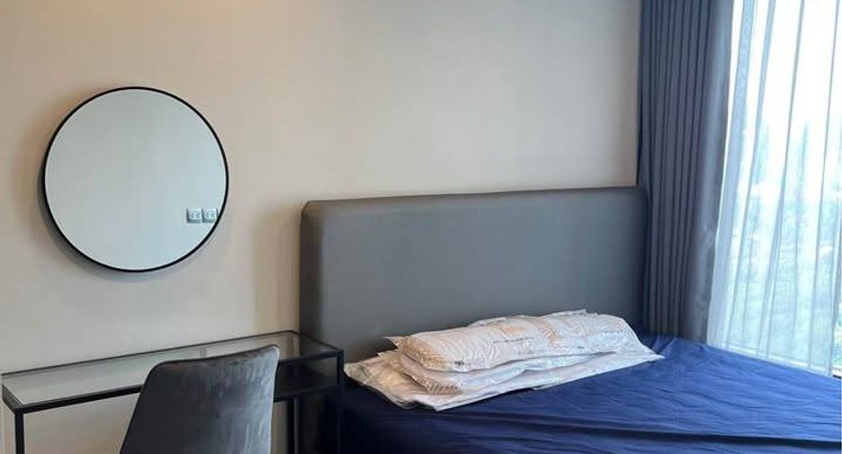 For rent 1 bed condo in Huai Khwang, Bangkok
