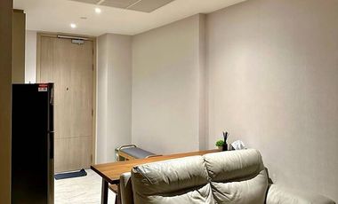 Wohnung zur Miete mit 1 Zimmer in Huai Khwang, Bangkok