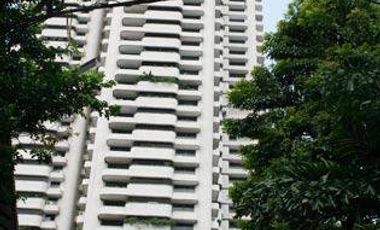 For rent 3 bedrooms condo in Watthana, Bangkok