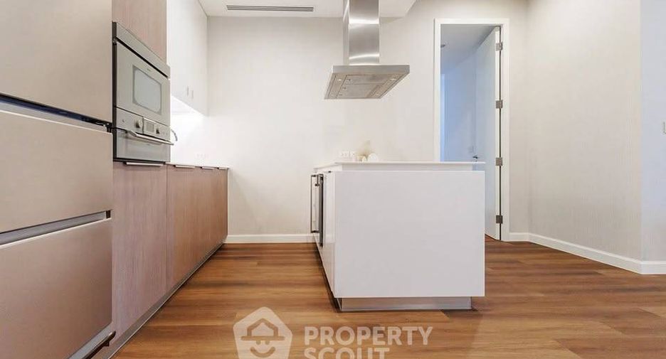 Wohnung zur Miete mit 2 Zimmer in Pathum Wan, Bangkok