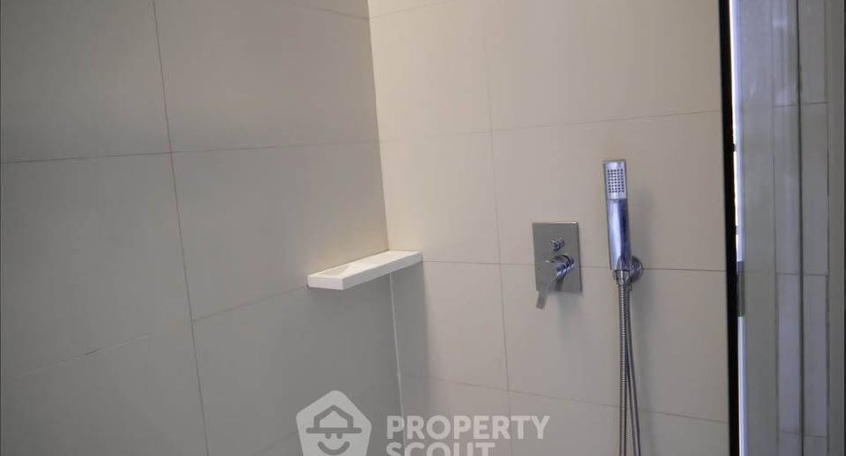 Condo en alquiler de 2 habitaciones en Sathon, Bangkok
