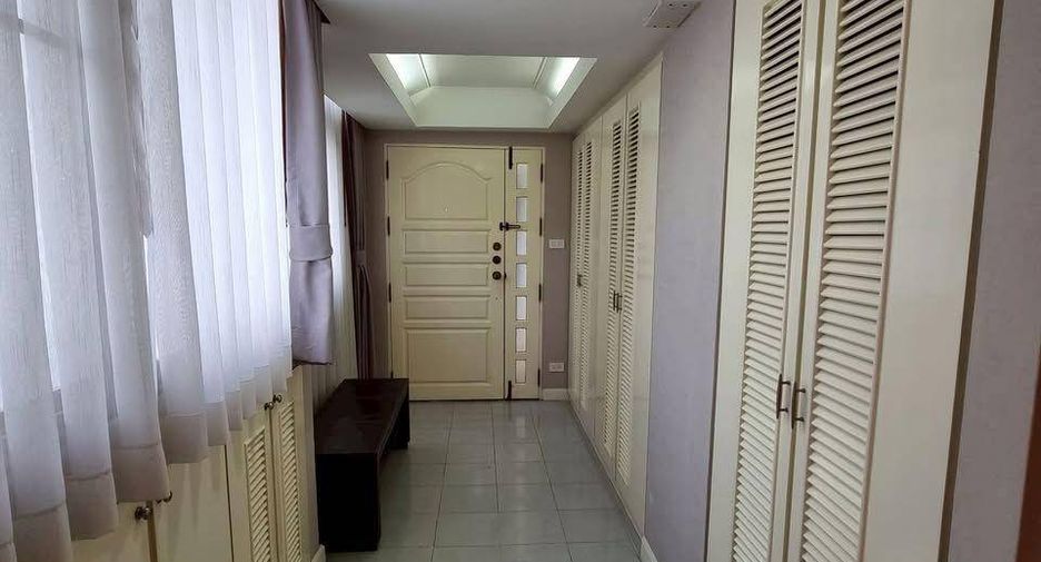 ให้เช่า 2 ห้องนอน คอนโด ใน วัฒนา, กรุงเทพฯ