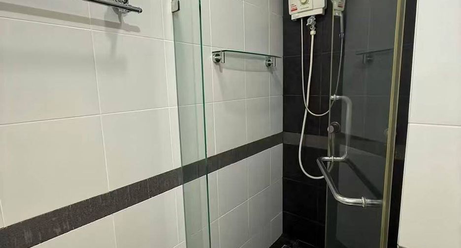 Wohnung zur Miete mit 2 Zimmer in Ratchathewi, Bangkok