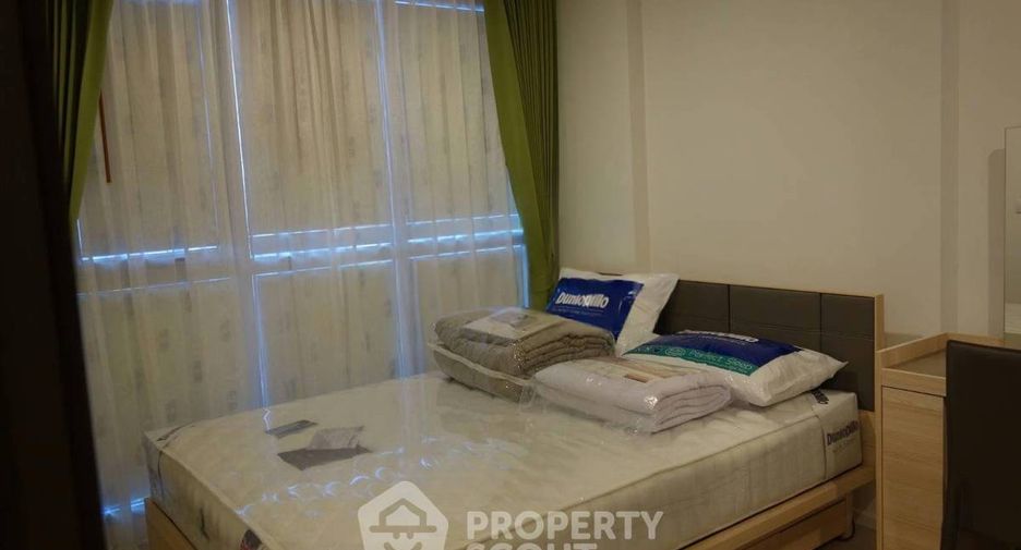 For rent 2 bedrooms condo in Sathon, Bangkok