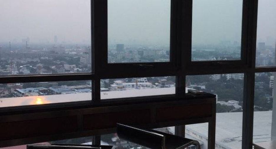 For rent 1 Beds condo in Phra Khanong, Bangkok