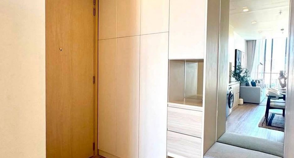 For rent 2 bedrooms condo in Watthana, Bangkok