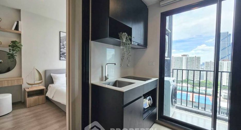 À louer 1 chambre condo à Huai Khwang, Bangkok