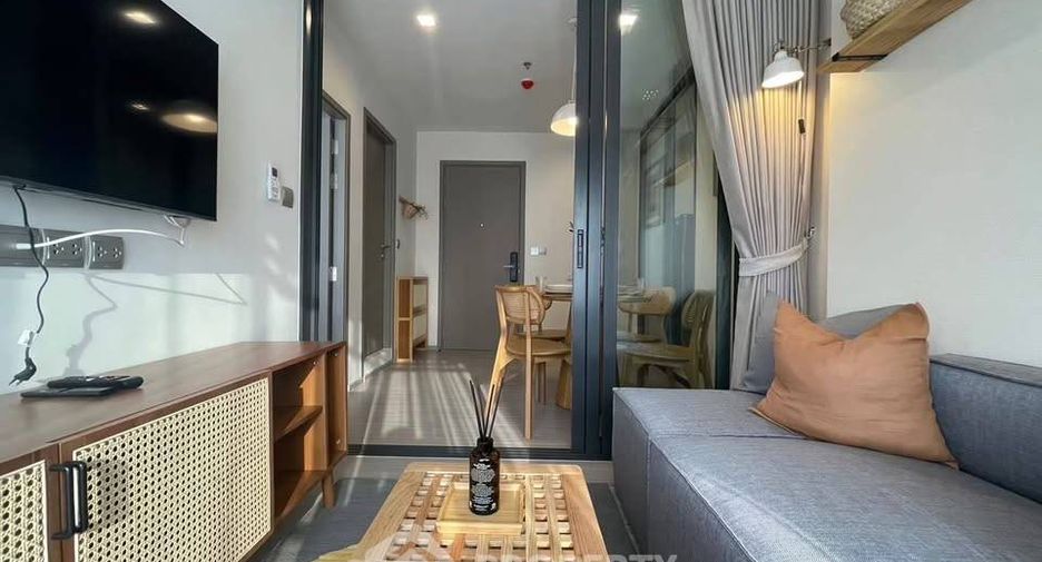 For rent 1 bed condo in Huai Khwang, Bangkok