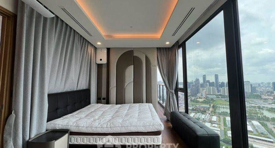 Wohnung zur Miete mit 3 Zimmer in Huai Khwang, Bangkok