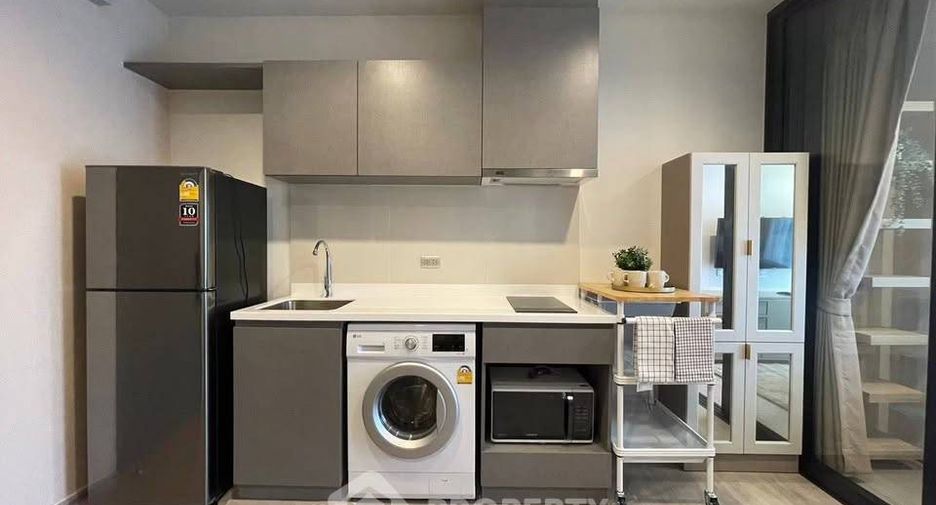 Condo en alquiler de 1 habitaciones en Huai Khwang, Bangkok