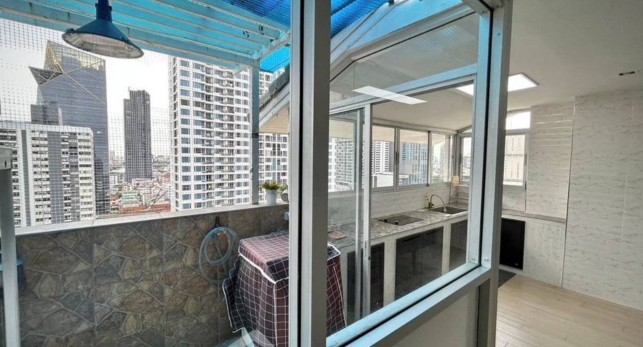 Condo en alquiler de 2 habitaciones en Ratchathewi, Bangkok