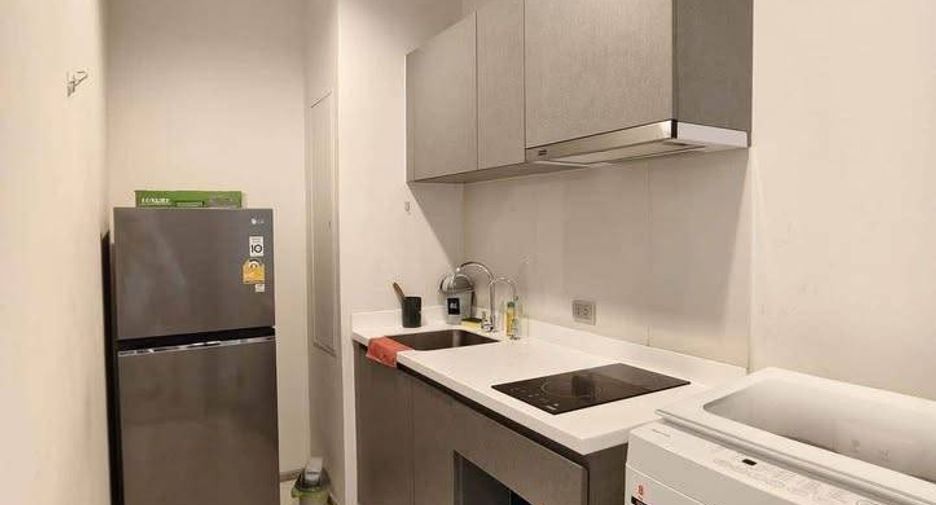 Wohnung zur Miete mit 2 Zimmer in Huai Khwang, Bangkok