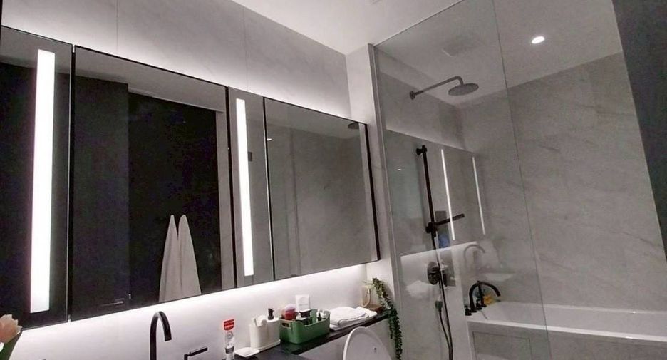 Condo en alquiler de 1 habitaciones en Sathon, Bangkok