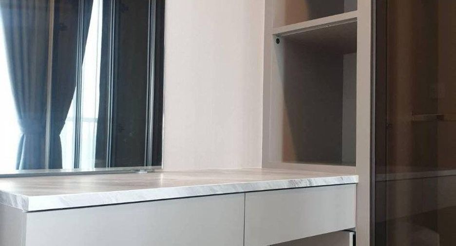 Wohnung zur Miete mit 1 Zimmer in Pathum Wan, Bangkok