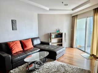 Wohnung zur Miete mit 2 Zimmer in Huai Khwang, Bangkok