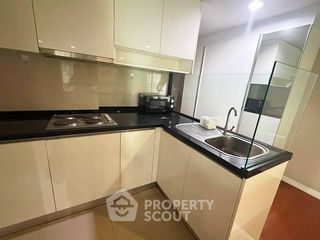 For rent 2 bedrooms condo in Huai Khwang, Bangkok