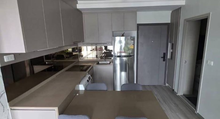 Wohnung zur Miete mit 2 Zimmer in Phra Khanong, Bangkok