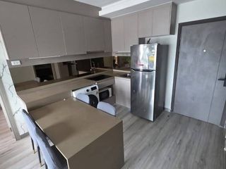 Wohnung zur Miete mit 2 Zimmer in Phra Khanong, Bangkok