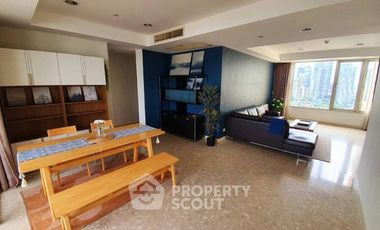 Condo en alquiler de 3 habitaciones en Watthana, Bangkok