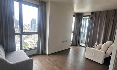 Condo en alquiler de 2 habitaciones en Pathum Wan, Bangkok