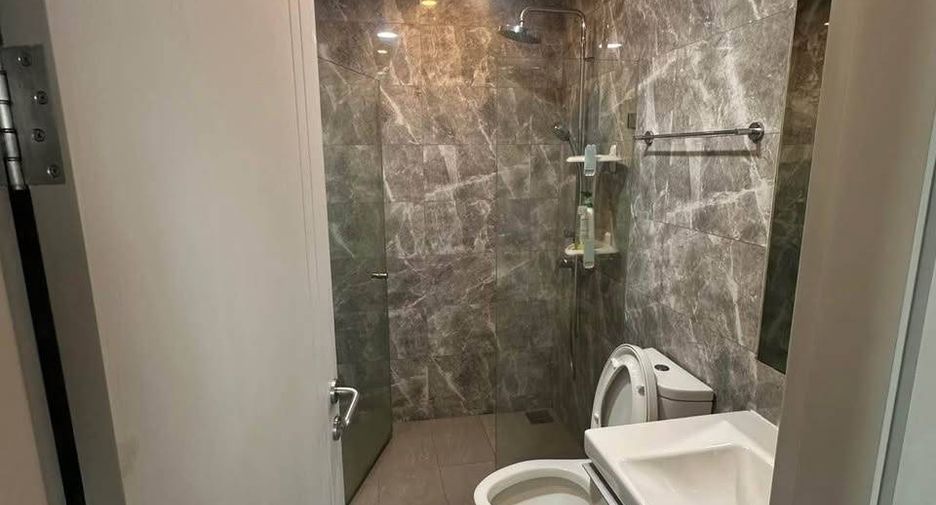 Condo en alquiler de 2 habitaciones en Pathum Wan, Bangkok