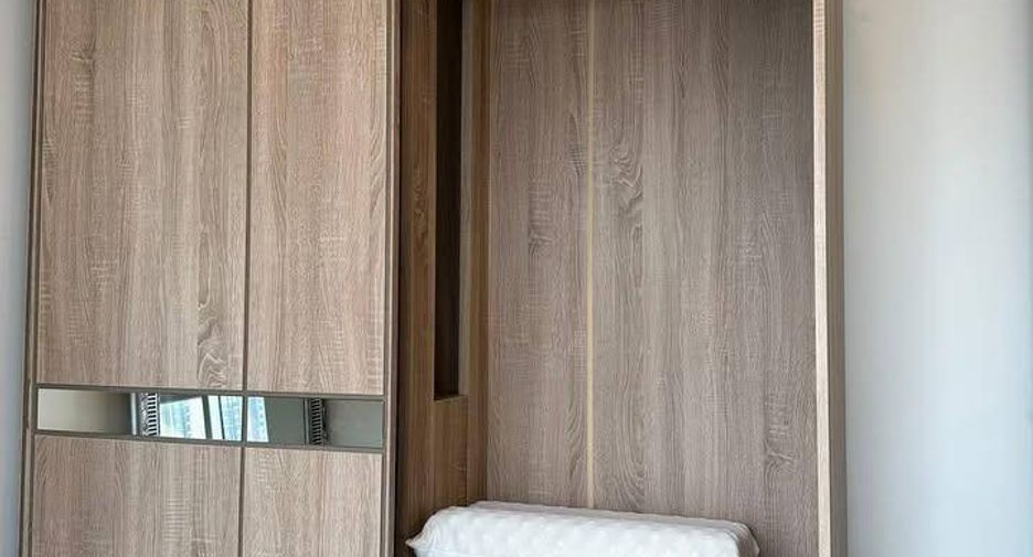 For rent 1 bed condo in Huai Khwang, Bangkok