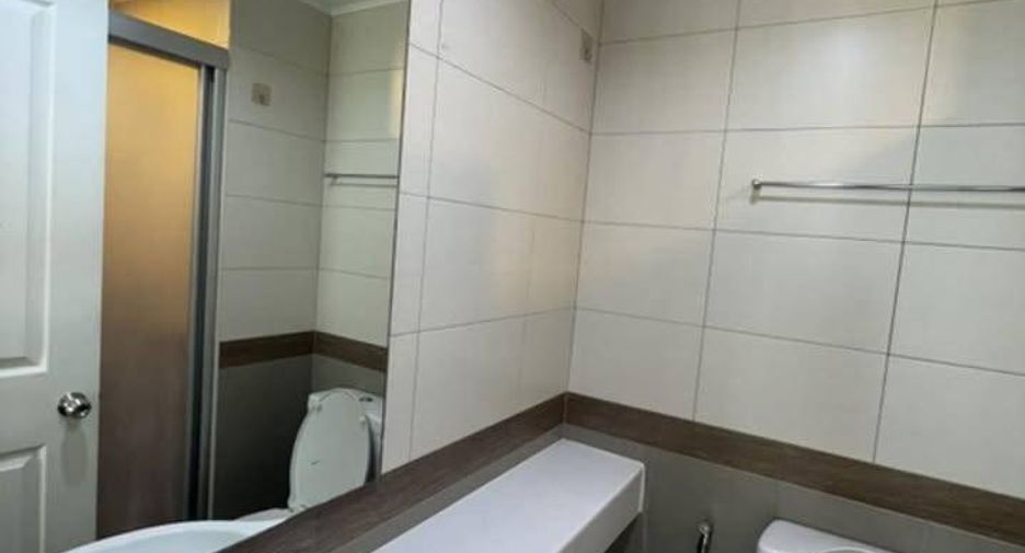 Condo en alquiler de 2 habitaciones en Bang Phlat, Bangkok