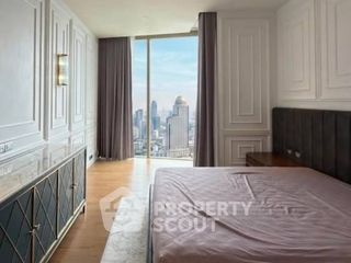 For rent 3 ベッドルーム condo in Khlong San, Bangkok