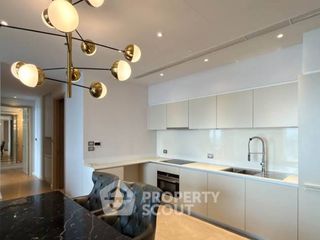 For rent 3 ベッドルーム condo in Khlong San, Bangkok
