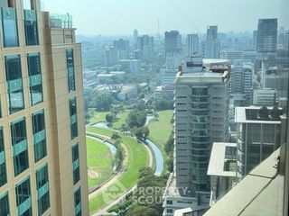 Apartment zur Miete mit 2 Zimmer in Pathum Wan, Bangkok