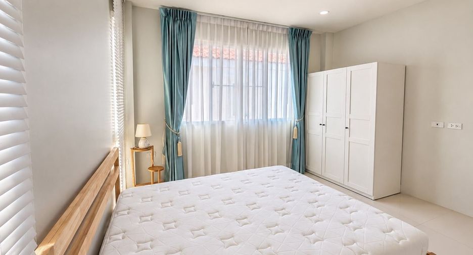 For sale 4 bedrooms house in Mueang Phuket, Phuket
