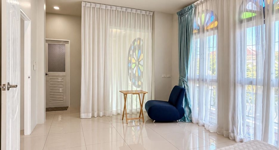 For sale 4 bedrooms house in Mueang Phuket, Phuket