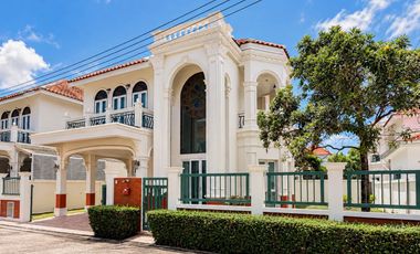 For sale 4 bedrooms house in Mueang Phuket, Phuket