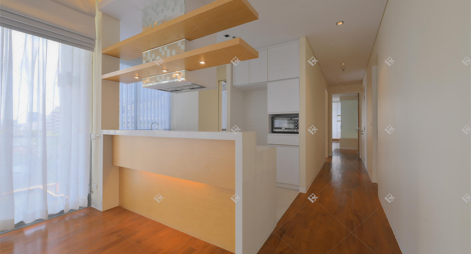 Condo en alquiler de 2 habitaciones en Khlong Toei, Bangkok