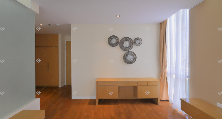 Condo en alquiler de 2 habitaciones en Khlong Toei, Bangkok