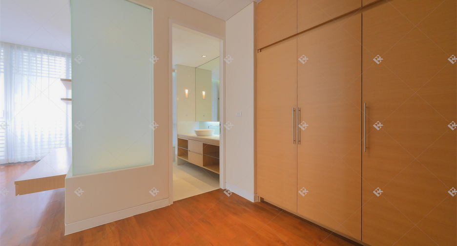 Condo en alquiler de 2 habitaciones en Khlong Toei, Bangkok