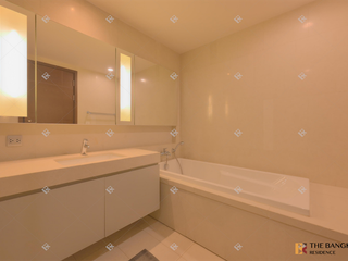 For sale 2 bedrooms condo in Watthana, Bangkok