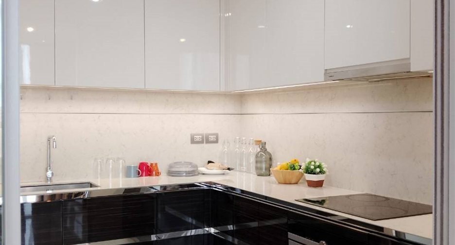 Condo en alquiler de 2 habitaciones en Sathon, Bangkok