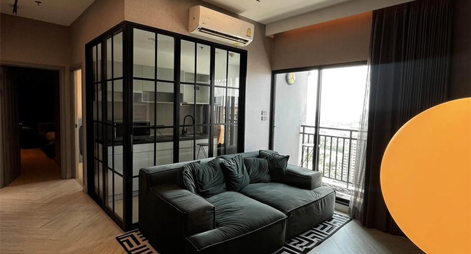 For rent 2 bedrooms condo in Thon Buri, Bangkok