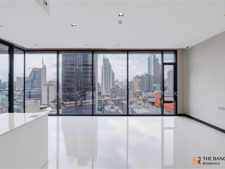 Wohnung zur Miete mit 3 Zimmer in Khlong Toei, Bangkok
