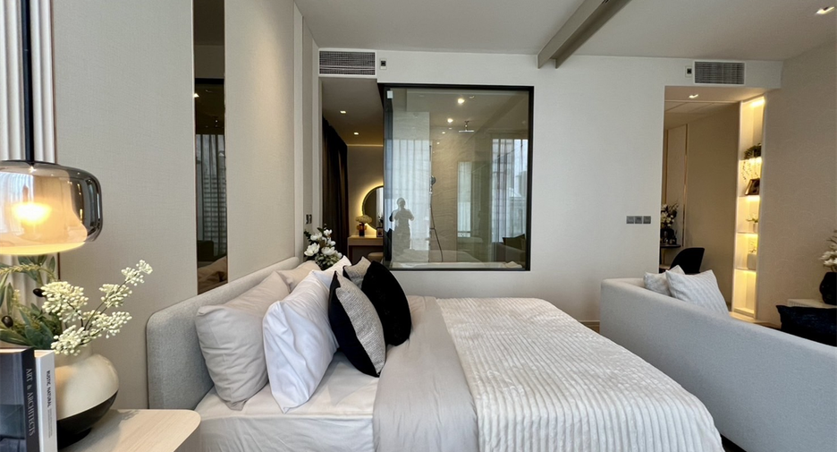 For rent 1 bed condo in Bang Rak, Bangkok