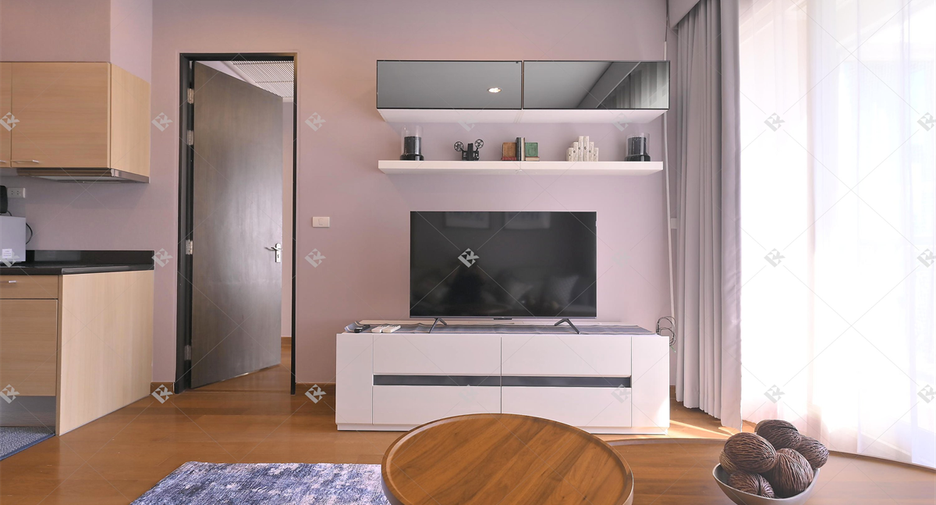 Condo en alquiler de 2 habitaciones en Pathum Wan, Bangkok