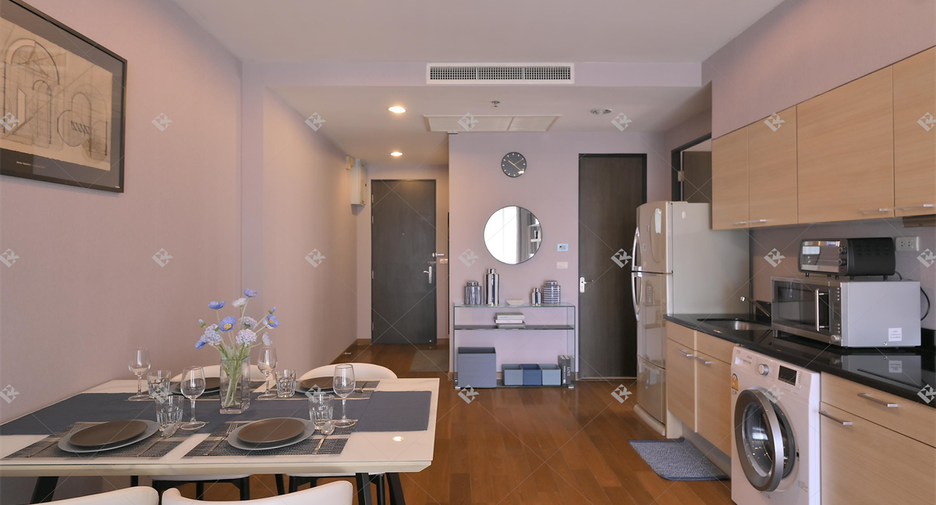 Condo en alquiler de 2 habitaciones en Pathum Wan, Bangkok