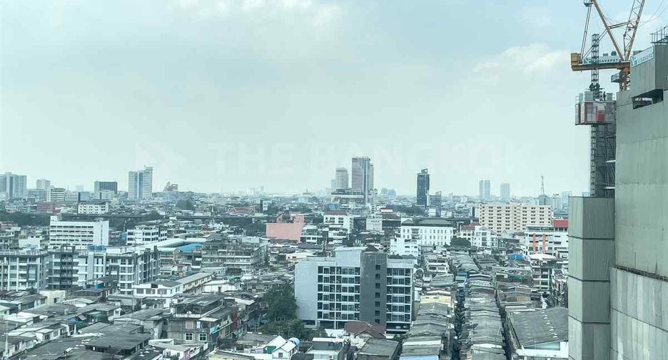 For rent 2 bedrooms condo in Pathum Wan, Bangkok