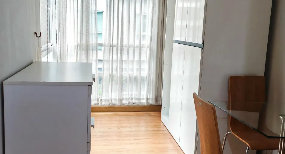 À louer studio condo à Huai Khwang, Bangkok
