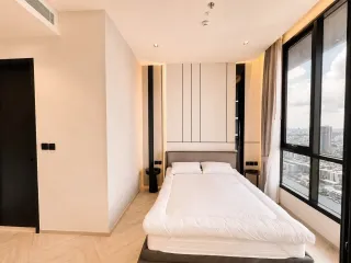 À louer 1 chambre condo à Khlong San, Bangkok