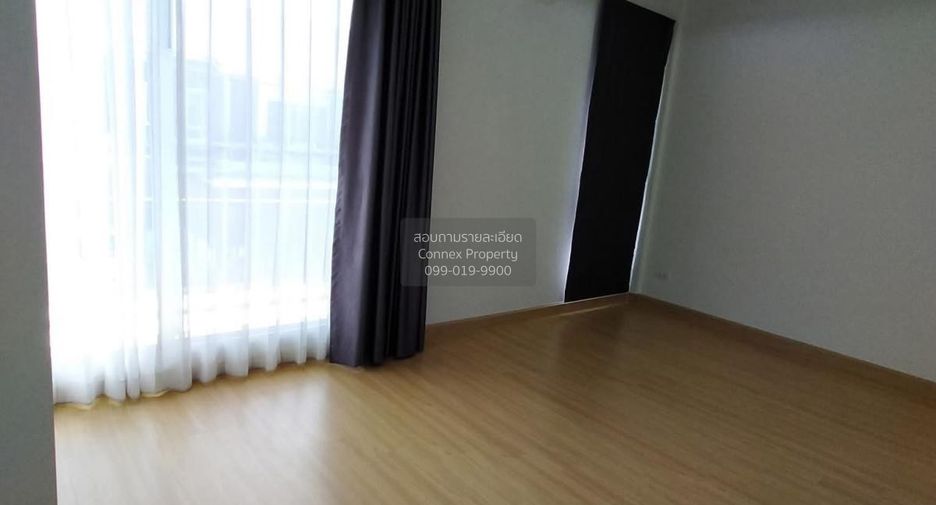 For rent 3 bedrooms townhouse in Bang Bua Thong, Nonthaburi