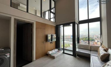 For rent 2 bedrooms condo in Pathum Wan, Bangkok